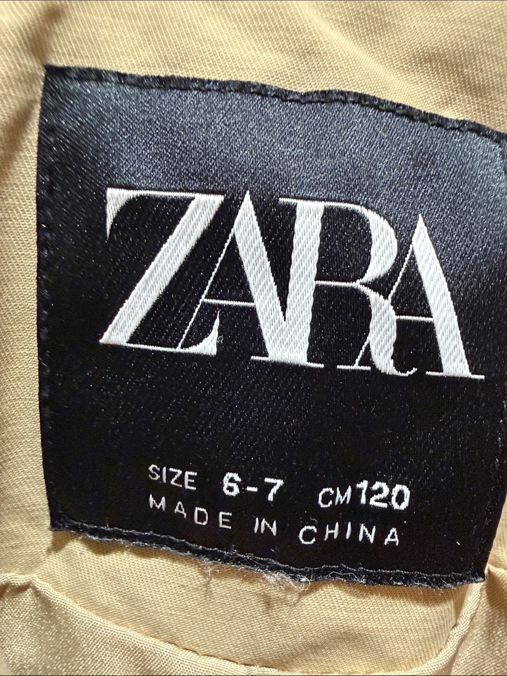 Zara Light Beige Double-Breasted Belted Trench Coat - Picture 2 of 2